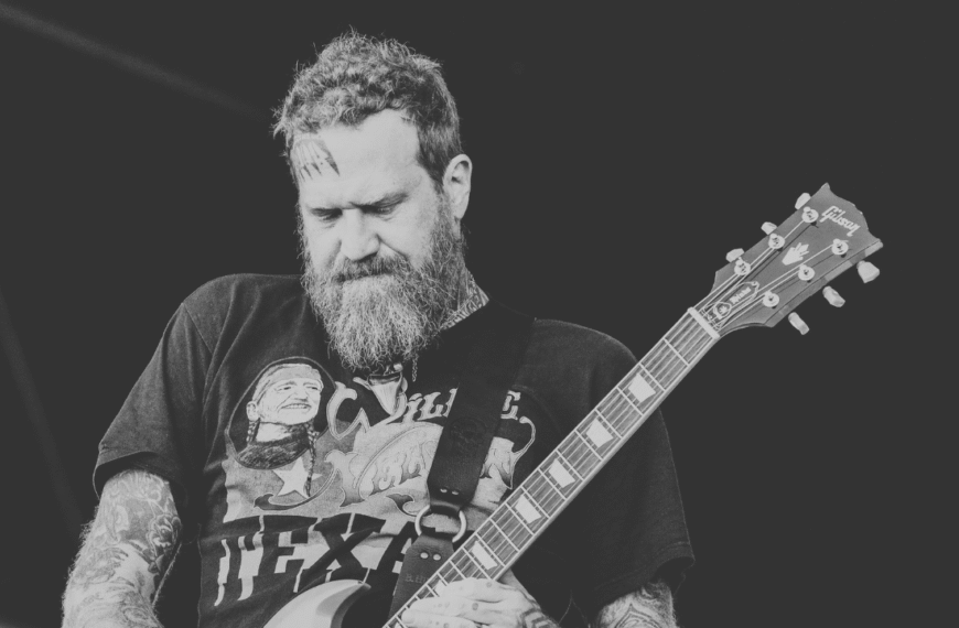 mastodon-brent-hinds-dead